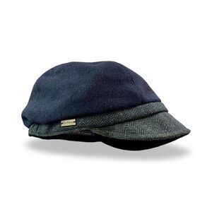Betmar New York Newsboy Wool Blend Black and Green Herringbone Cap